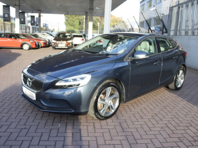 2018 Volvo V40