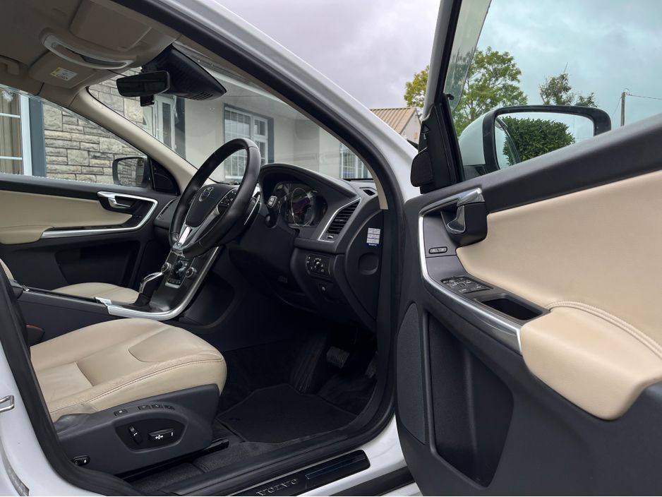 2016 Volvo XC60