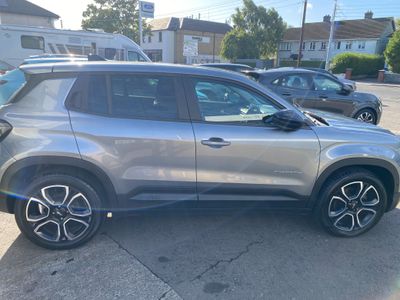 2025 Jeep Avenger