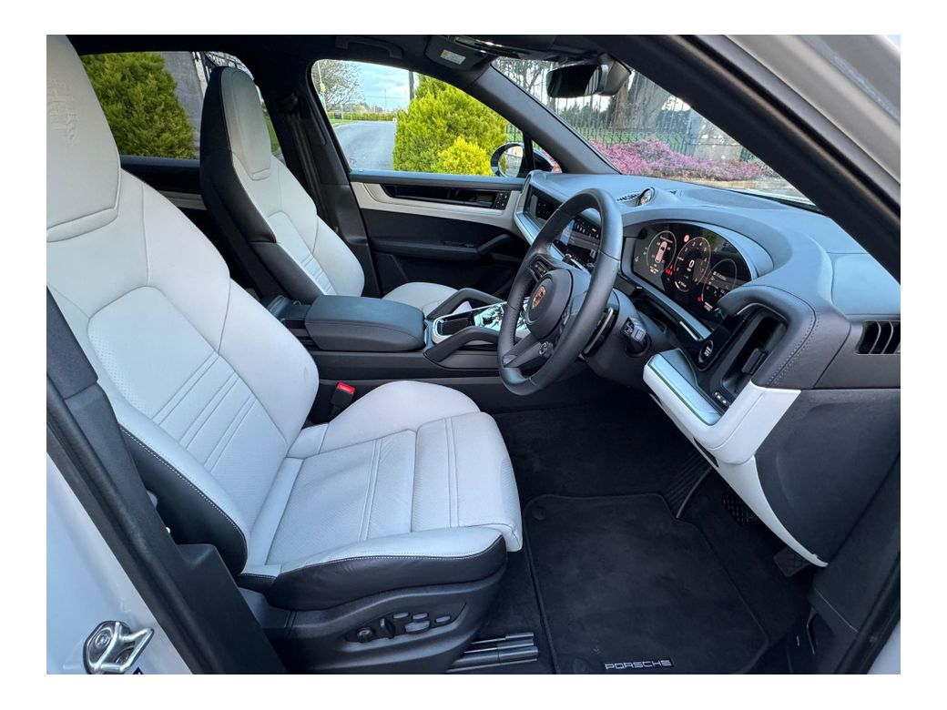 2024 Porsche Cayenne