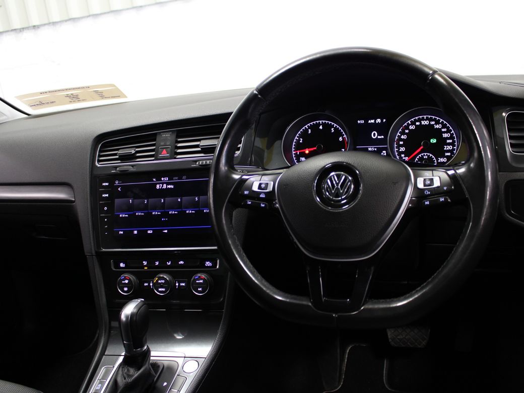2017 Volkswagen Golf
