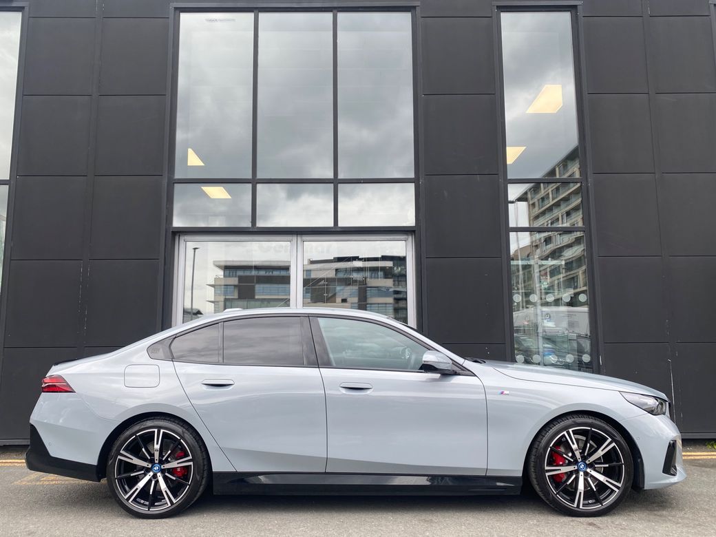 2025 BMW 5 Series