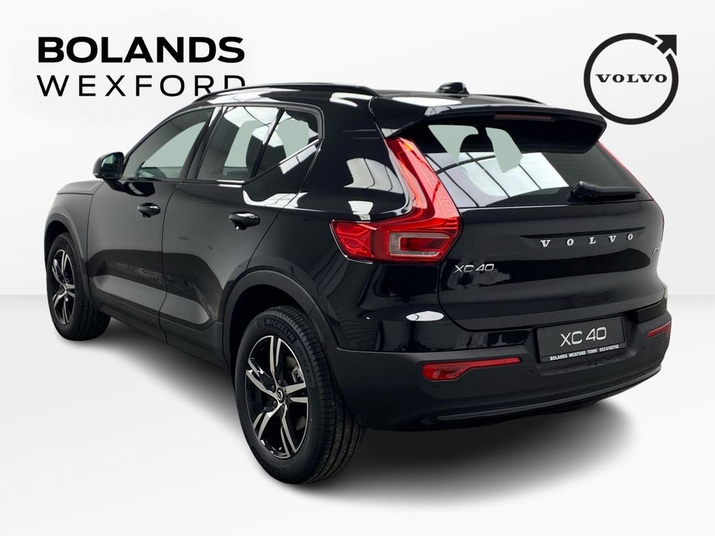 2026 Volvo XC40