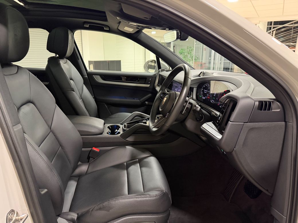 2025 Porsche Cayenne