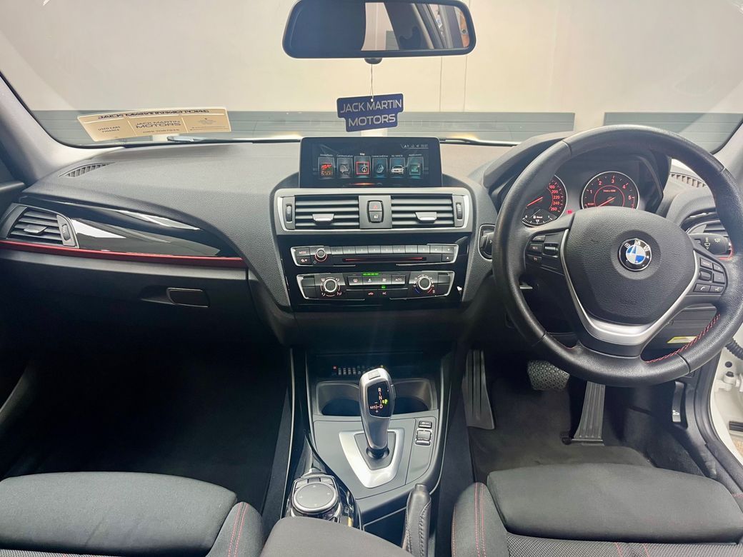 2017 BMW 118