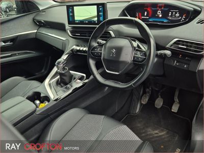2022 Peugeot 5008