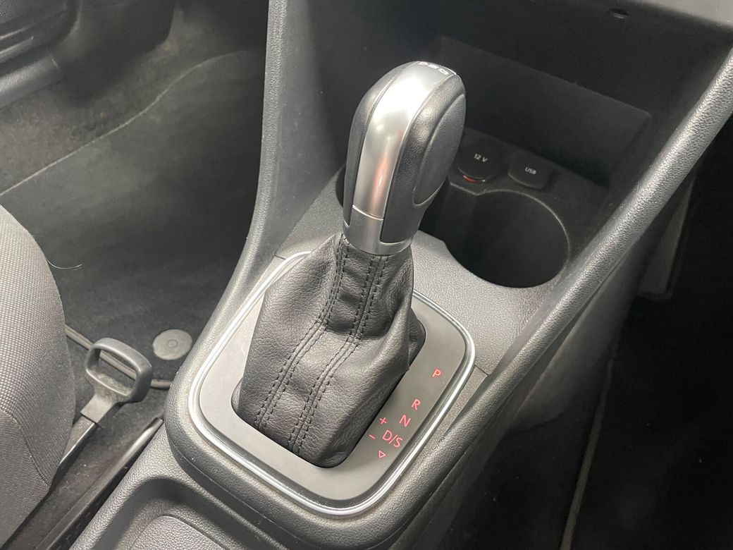 2015 Volkswagen Polo