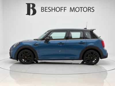 2022 Mini Hatch