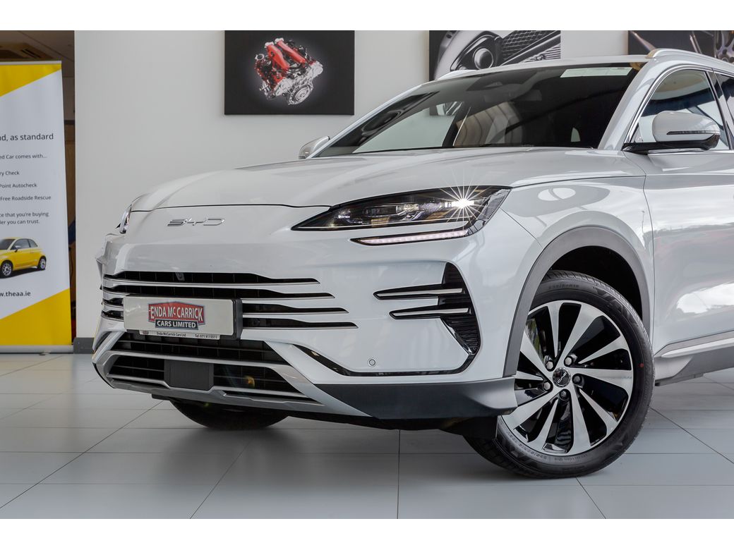2025 BYD Seal U
