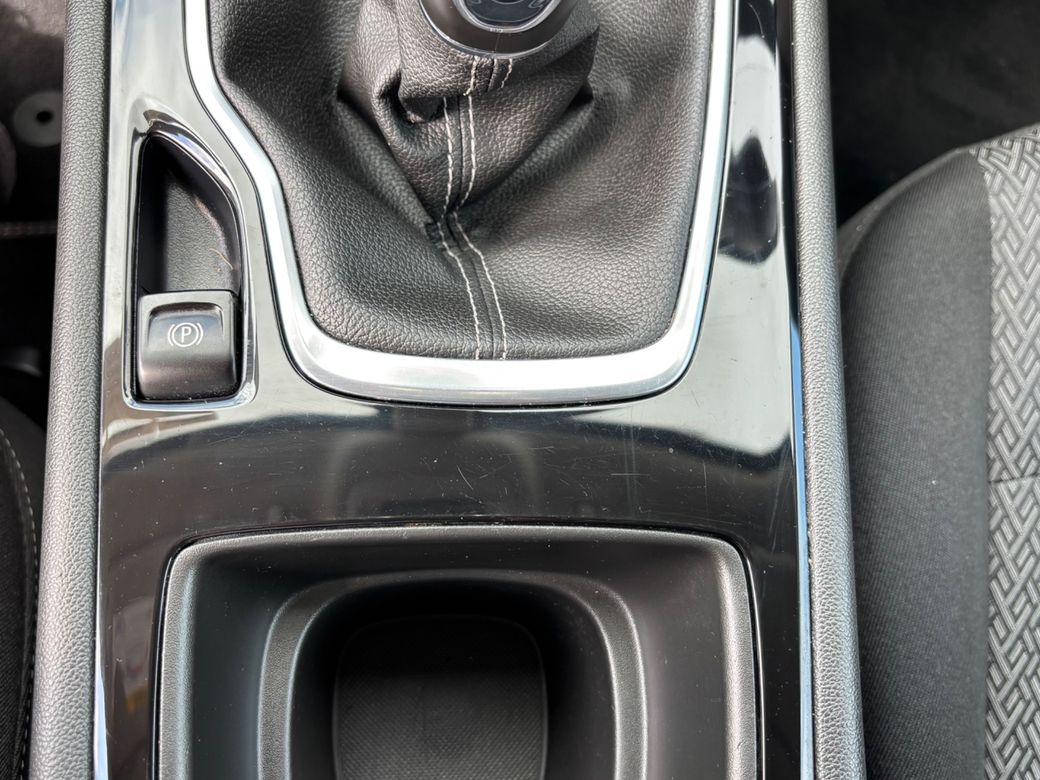 2020 Opel Insignia