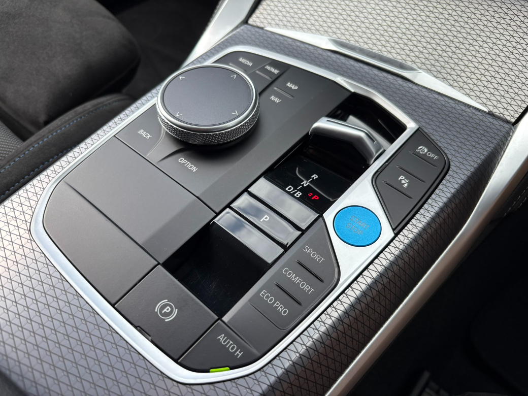 2024 BMW i4