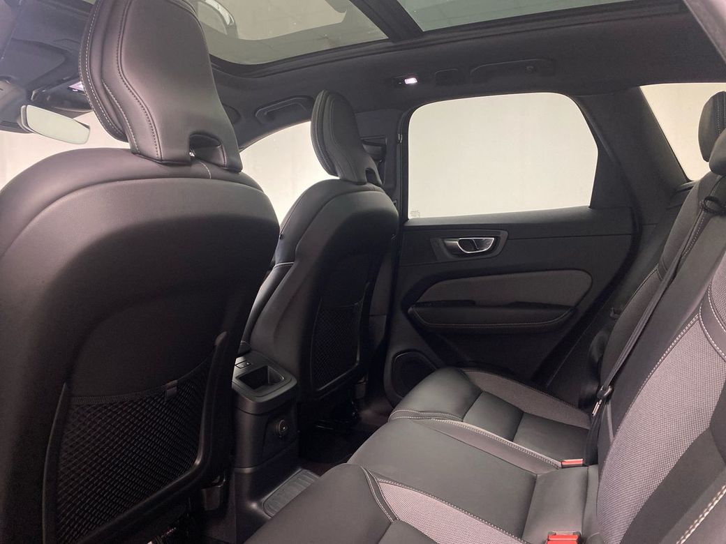 2025 Volvo XC60