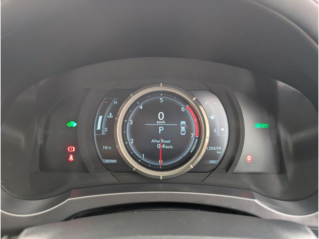 2015 Lexus IS 300h