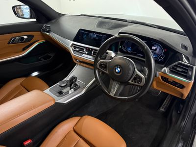 2020 BMW 330