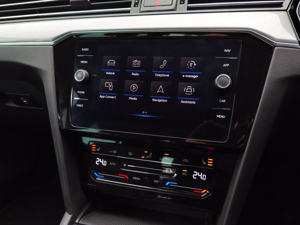 2022 Volkswagen Passat