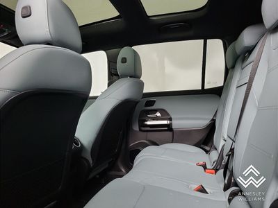 2025 Mercedes-Benz EQB