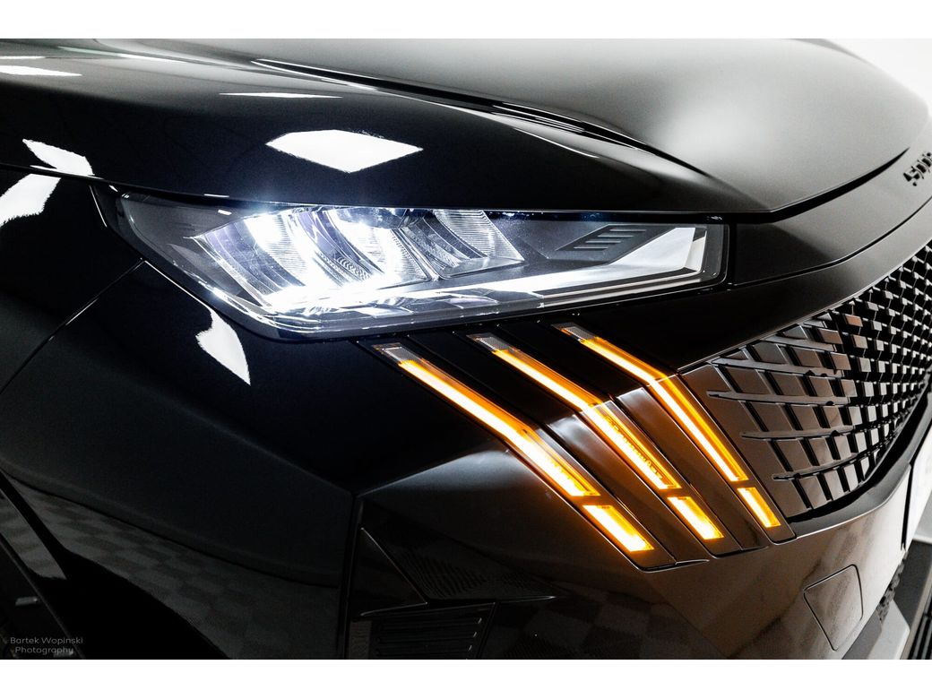 2025 Peugeot 5008