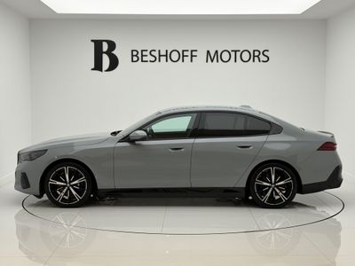 2025 BMW i5