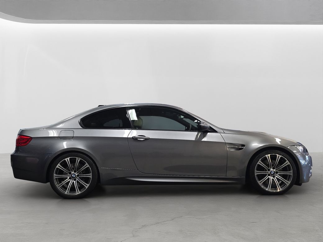 2012 BMW M3