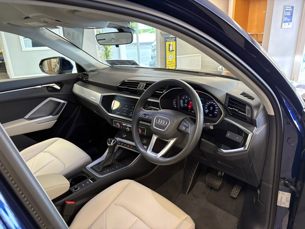 2023 Audi Q3
