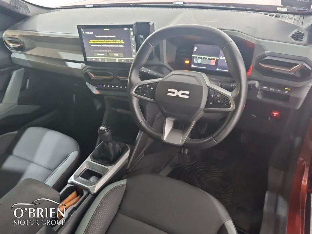 2025 Dacia Duster