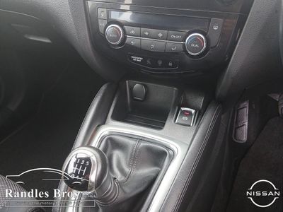 2017 Nissan Qashqai