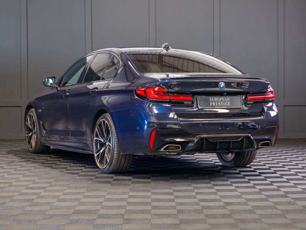 2022 BMW 5 Series