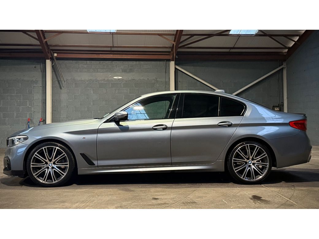 2019 BMW 520