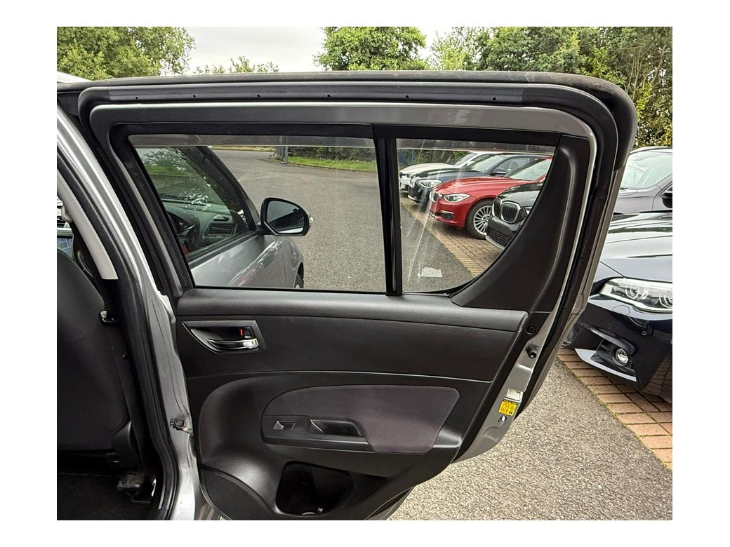 2012 Suzuki Swift