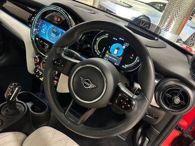 2022 Mini Hatch