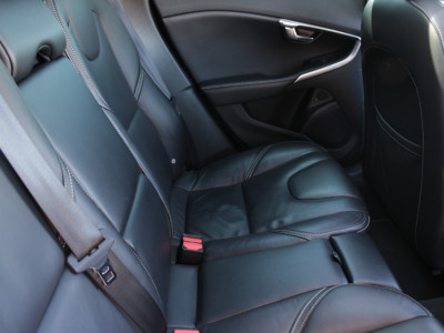 2016 Volvo V40