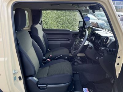 2025 Suzuki Jimny