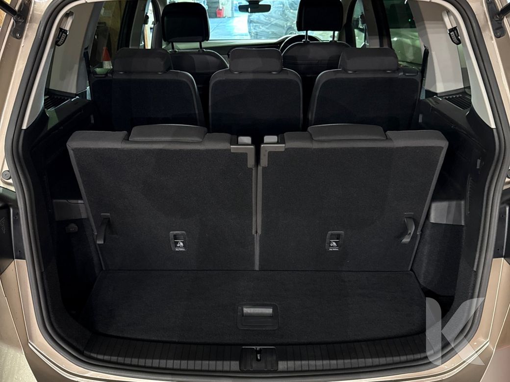 2018 Volkswagen Touran