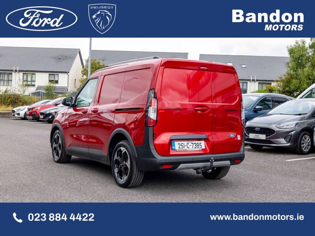 2025 Ford Transit Courier