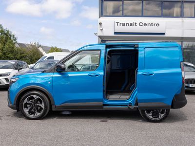 2025 Ford Transit Courier