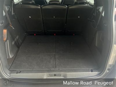 2021 Peugeot 5008