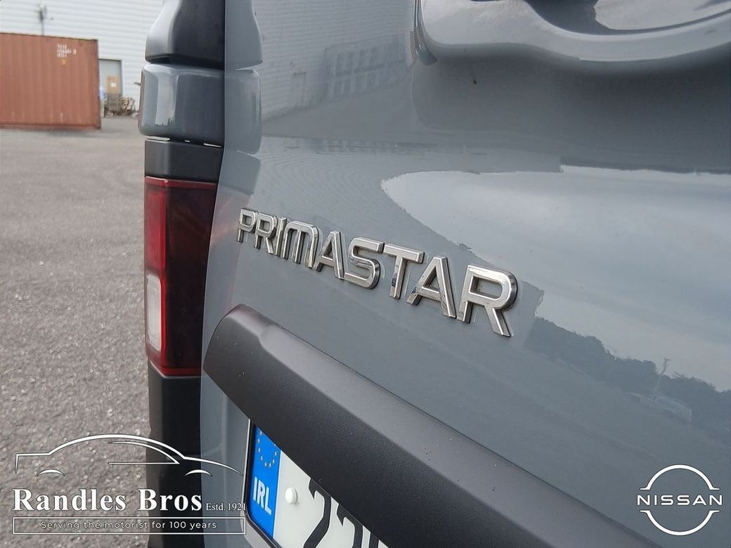 2022 Nissan Primastar