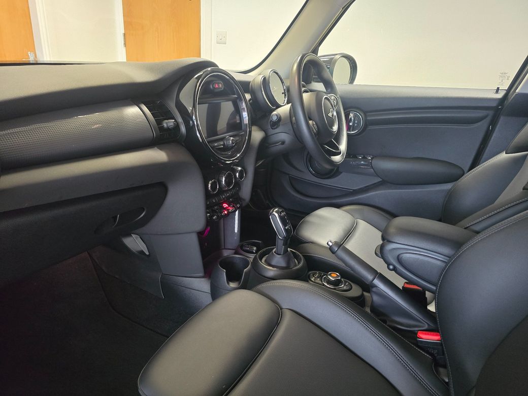 2021 Mini Cooper D