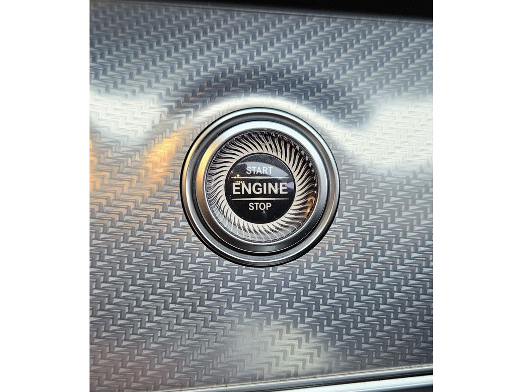 2019 Mercedes-Benz E 220