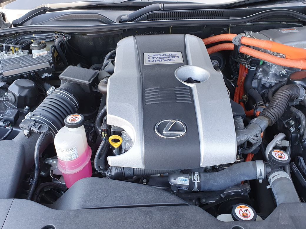 2018 Lexus RC 300h