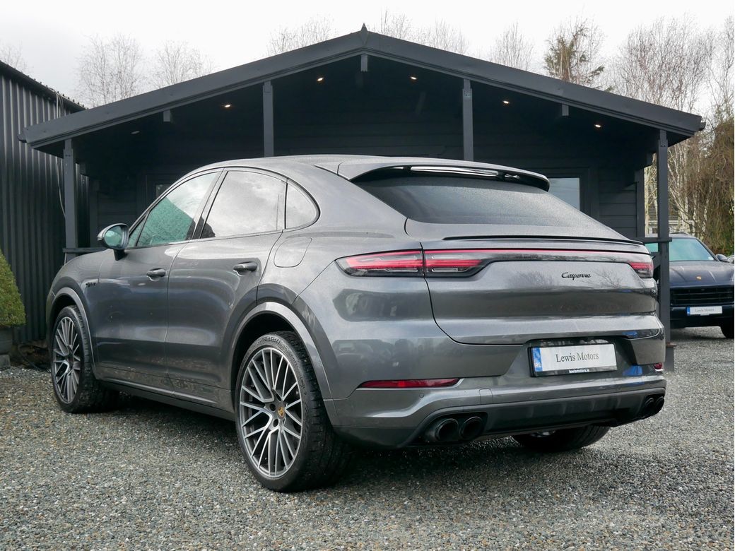 2021 Porsche Cayenne