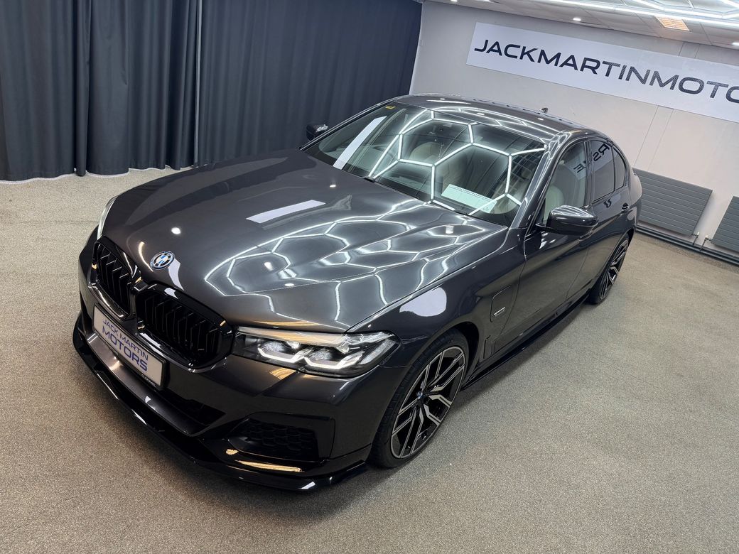 2022 BMW 5 Series