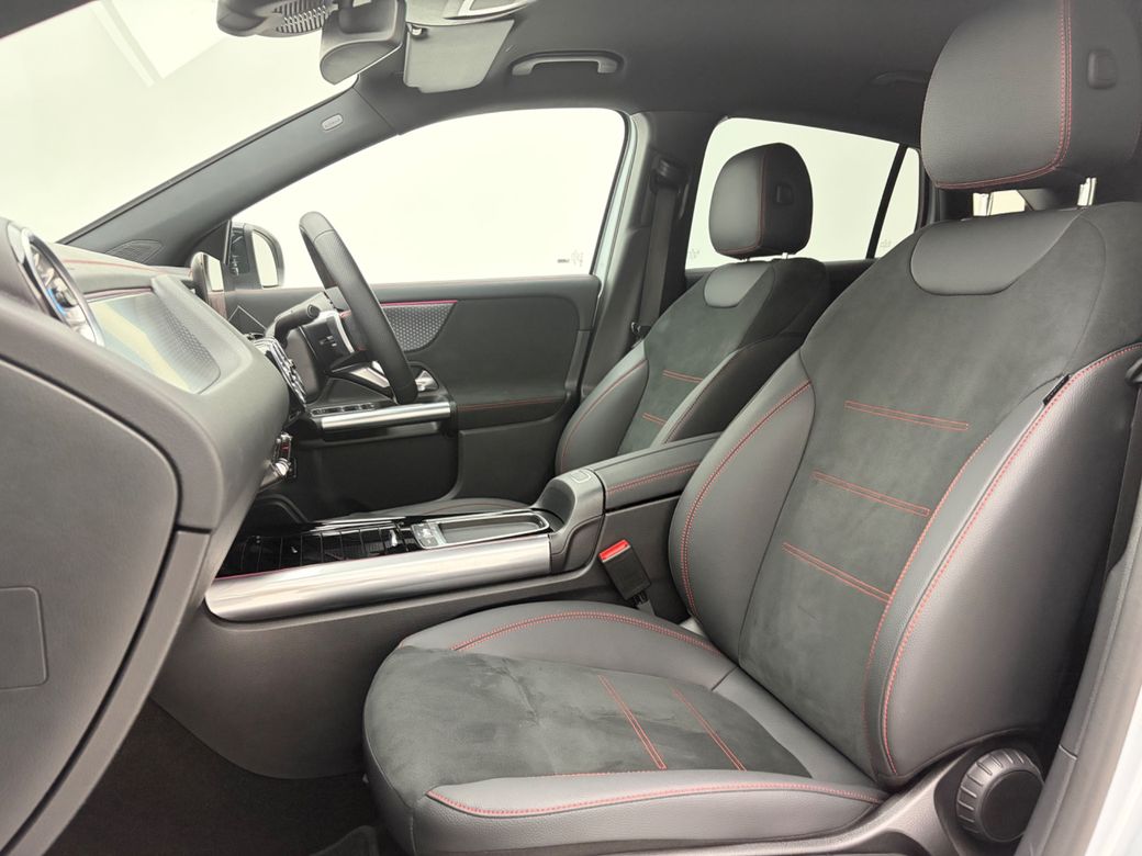 2025 Mercedes-Benz EQA