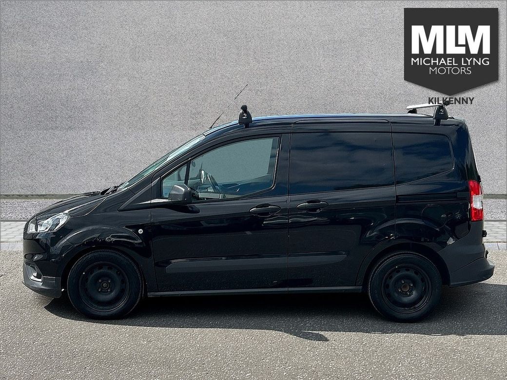 2022 Ford Transit Courier
