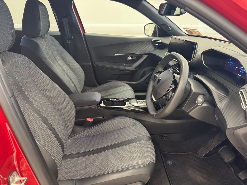 2025 Peugeot 2008