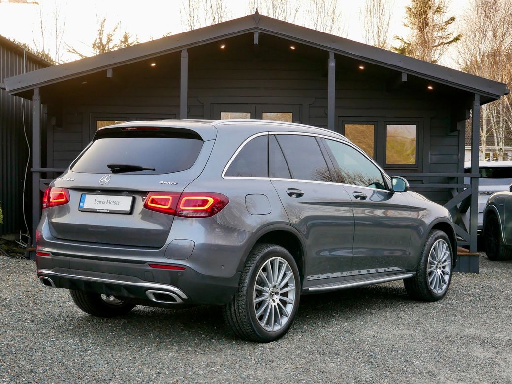 2023 Mercedes-Benz GLC Class