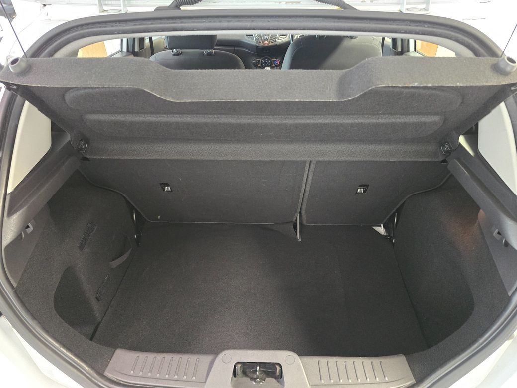 2017 Ford Fiesta