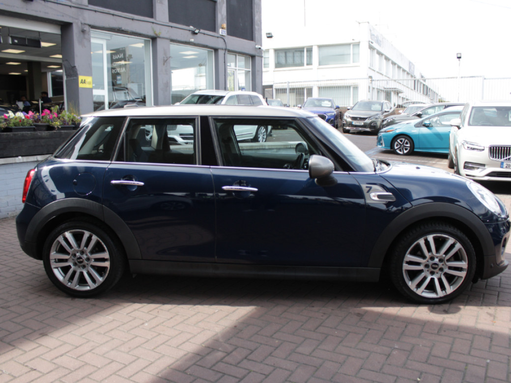 2017 Mini Cooper