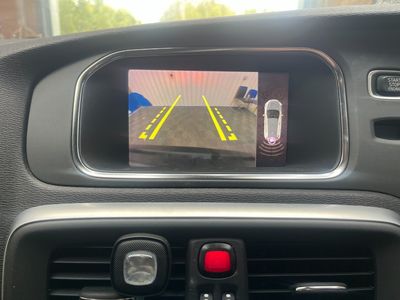 2018 Volvo V40