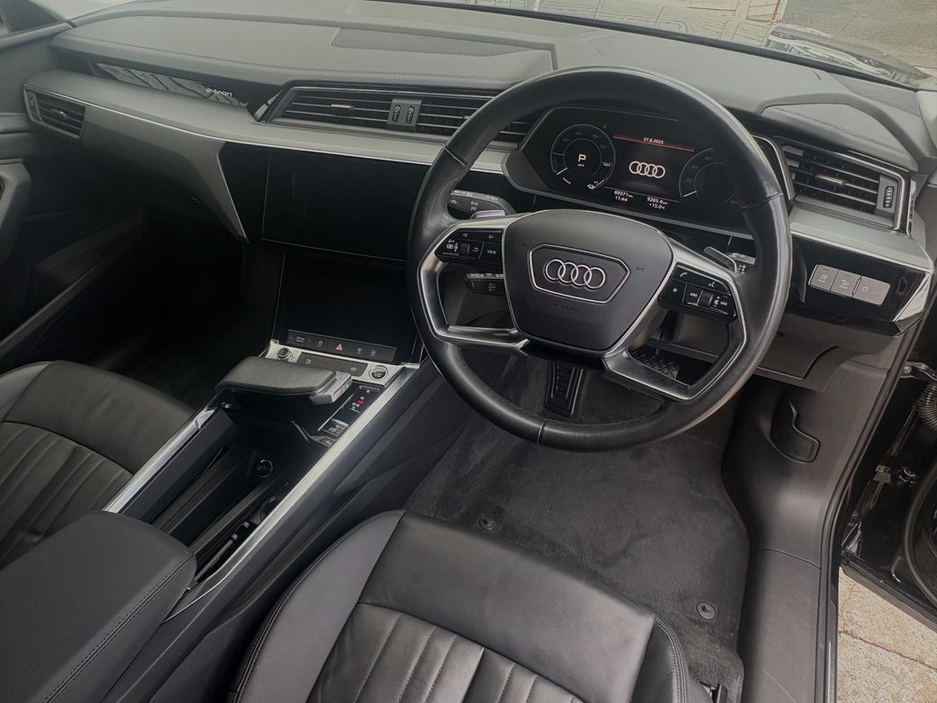 2022 Audi e-tron